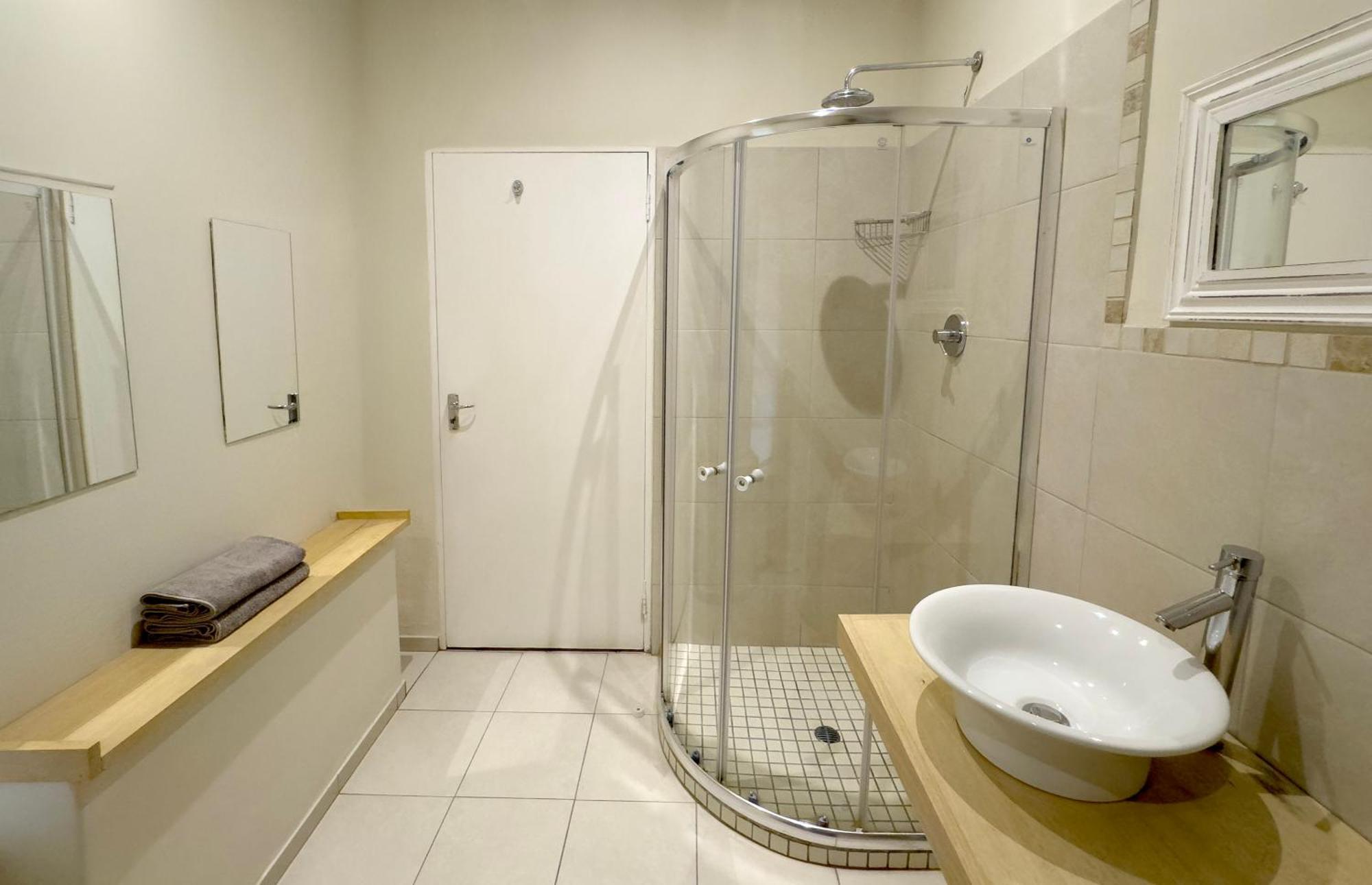 Centurion Guest House And Lodge Bagian luar foto