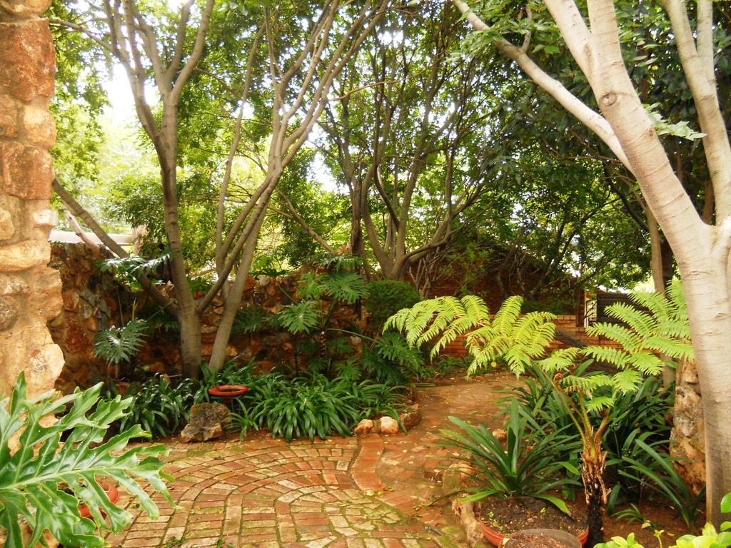 Centurion Guest House And Lodge Bagian luar foto